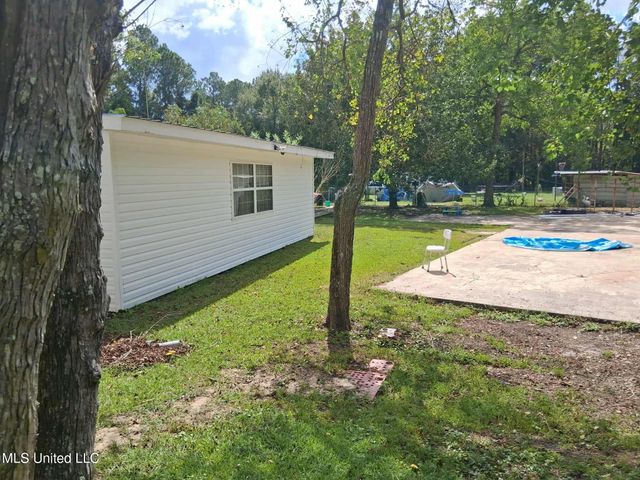 8133 Leake Street, Bay Saint Louis, MS 39520