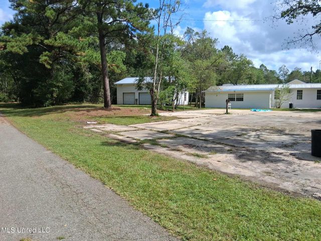 8133 Leake Street, Bay Saint Louis, MS 39520