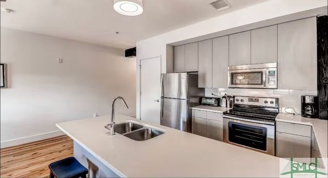 310 W Broughton Street 3003, Savannah, GA 31401