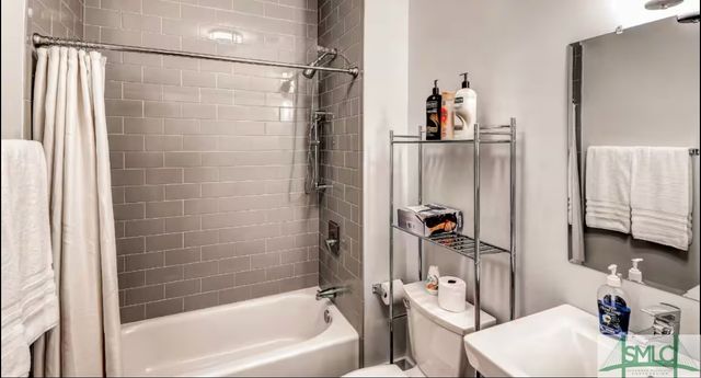 310 W Broughton Street 3003, Savannah, GA 31401