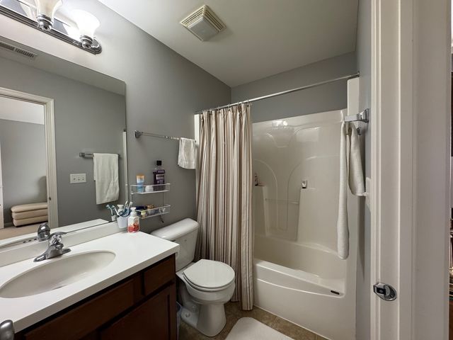 10037 Cummings Street 503, Huntley, IL 60142