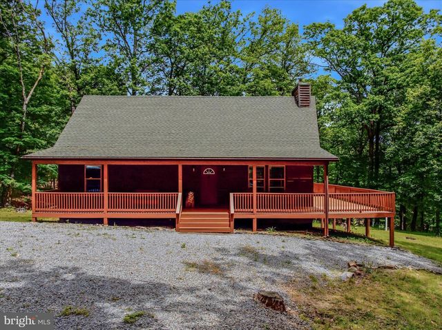 956 SIDELING MOUNTAIN TRL, Great Cacapon, WV 25422