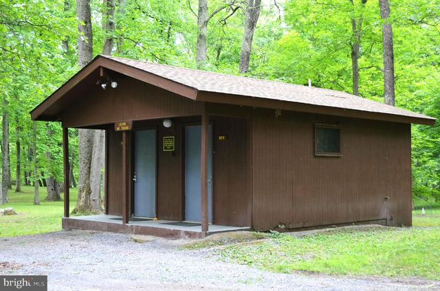 956 SIDELING MOUNTAIN TRL, Great Cacapon, WV 25422