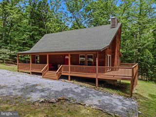 956 SIDELING MOUNTAIN TRL, Great Cacapon, WV 25422