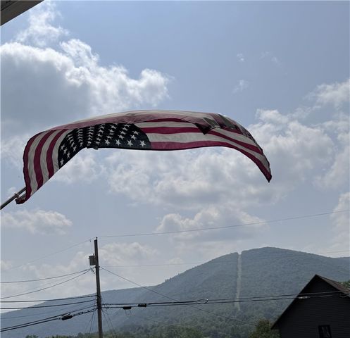 7227 3rd Street, Gibson, PA 15832