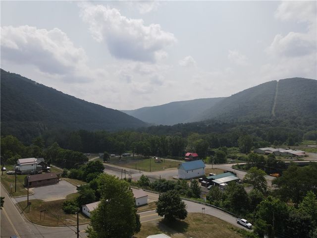 7227 3rd Street, Gibson, PA 15832