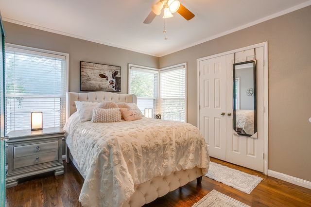 6404 Malvey Avenue, Fort Worth, TX 76116