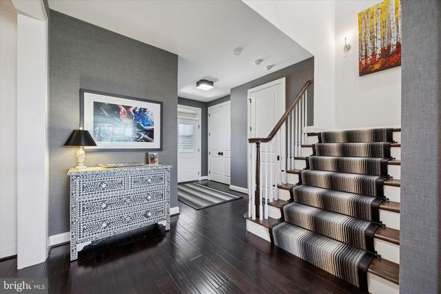 6150 CREEKSIDE DR, Flourtown, PA 19031
