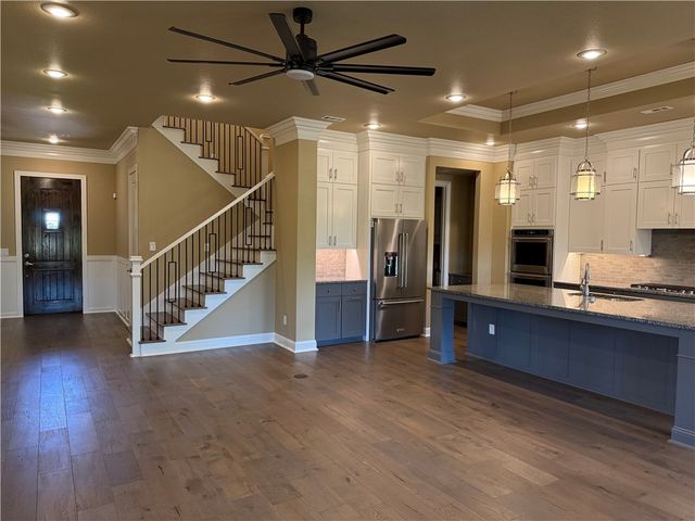 5809 W Sage Drive, Rogers, AR 72758