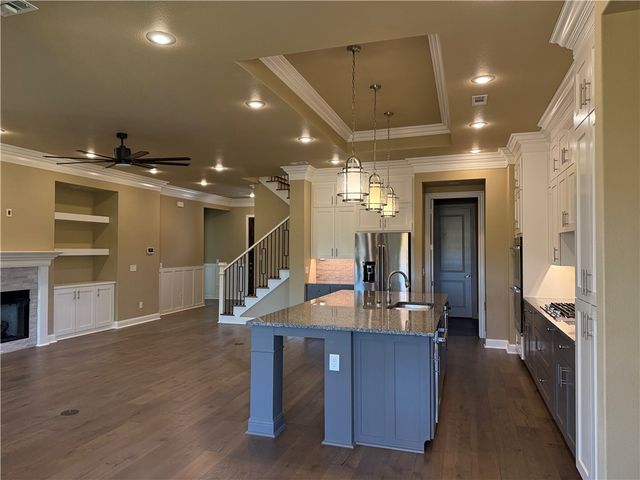 5809 W Sage Drive, Rogers, AR 72758