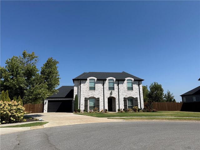 5809 W Sage Drive, Rogers, AR 72758