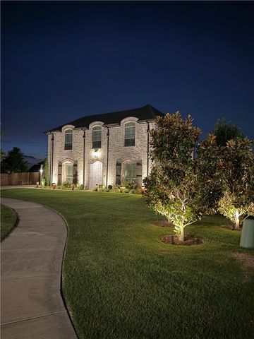 5809 W Sage Drive, Rogers, AR 72758