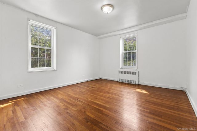 140-18 Burden Crescent 209, Briarwood, NY 11435