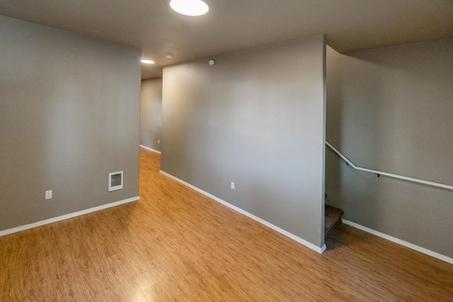 1023-1025 W Knox Ave, Spokane, WA 99205