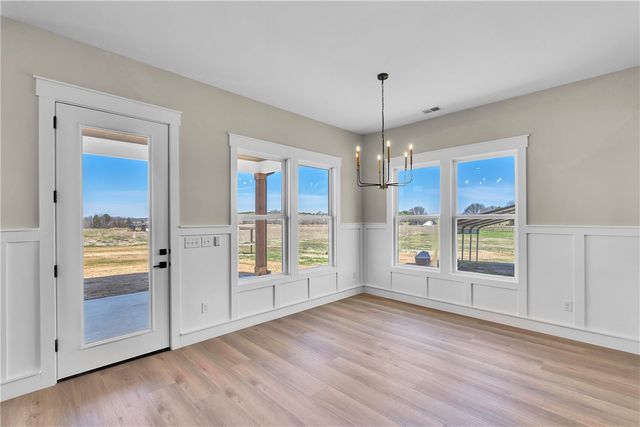 2816 Smith Mcgee Road, Iva, SC 29655