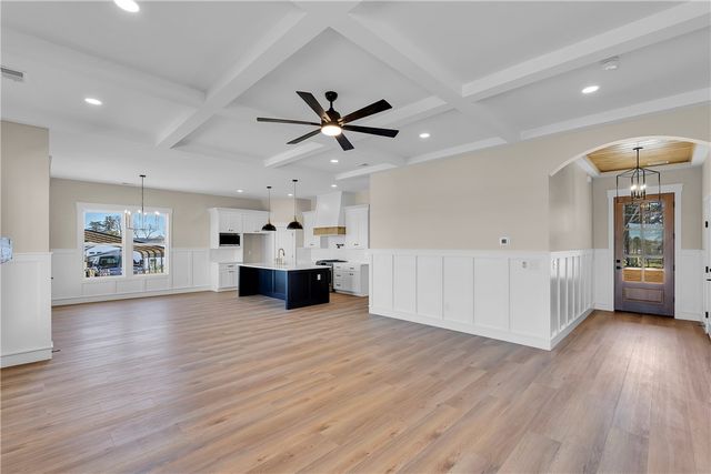 2816 Smith Mcgee Road, Iva, SC 29655