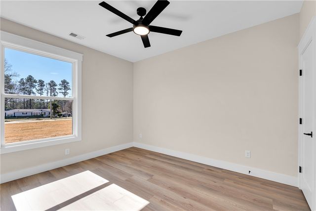 2816 Smith Mcgee Road, Iva, SC 29655