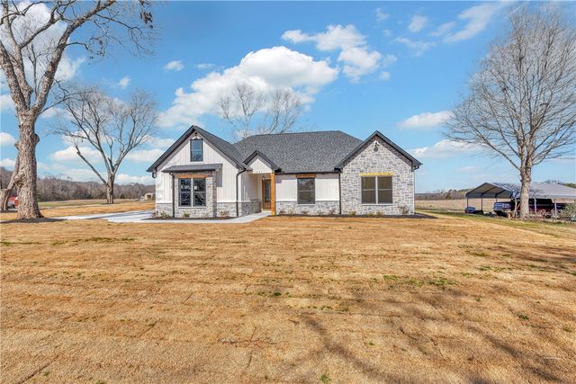 2816 Smith Mcgee Road, Iva, SC 29655
