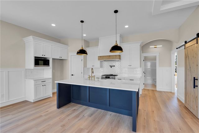 2816 Smith Mcgee Road, Iva, SC 29655