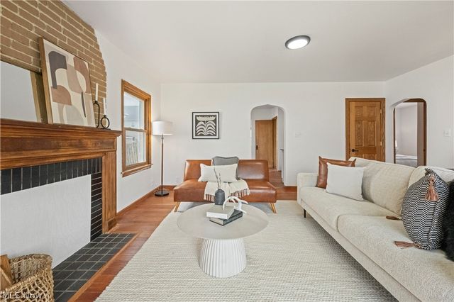 34 Helen Avenue, Niles, OH 44446