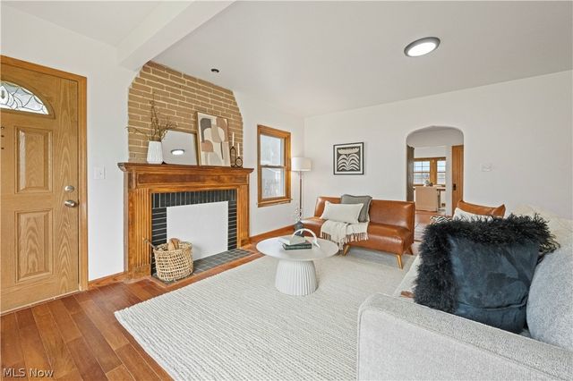 34 Helen Avenue, Niles, OH 44446