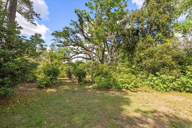 2115 Old Fort Drive, Tallahassee, FL 32301
