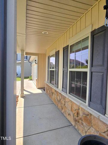 2511 Dalmahoy Lane, Fuquay Varina, NC 27526