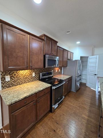 2511 Dalmahoy Lane, Fuquay Varina, NC 27526