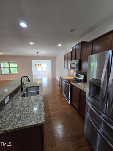 2511 Dalmahoy Lane, Fuquay Varina, NC 27526