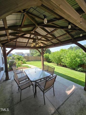 2511 Dalmahoy Lane, Fuquay Varina, NC 27526