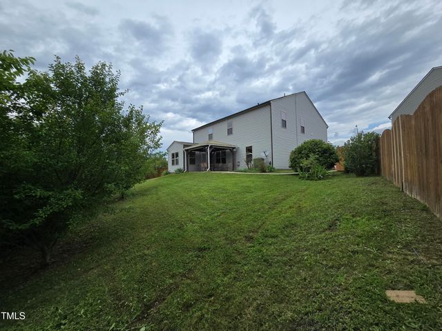 2511 Dalmahoy Lane, Fuquay Varina, NC 27526