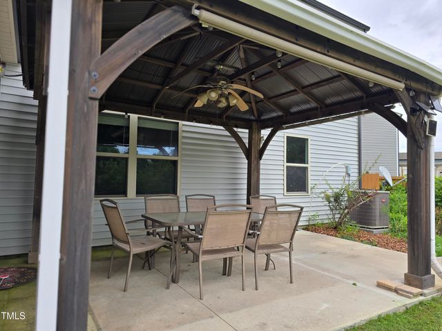 2511 Dalmahoy Lane, Fuquay Varina, NC 27526