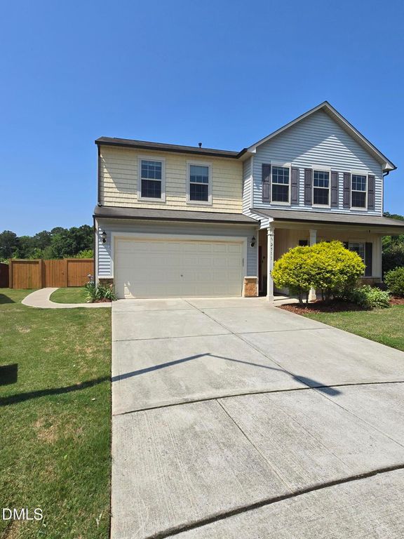 2511 Dalmahoy Lane, Fuquay Varina, NC 27526