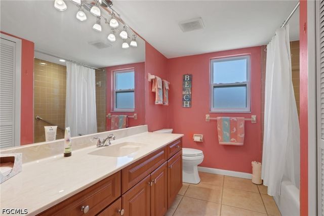 19929 Petrucka CIR N, Lehigh Acres, FL 33936