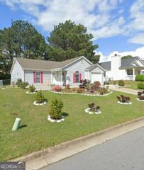 465 Eagles Crossing Circle, Riverdale, GA 30274