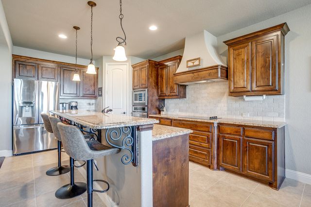 105 Legacy Downs Drive, Fort Worth, TX 76126