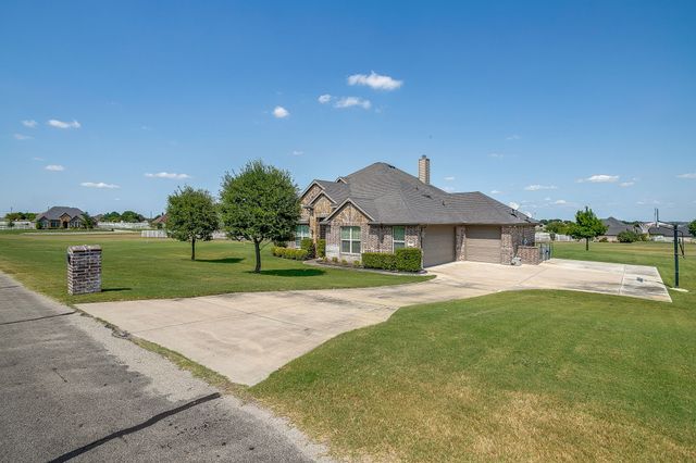 105 Legacy Downs Drive, Fort Worth, TX 76126