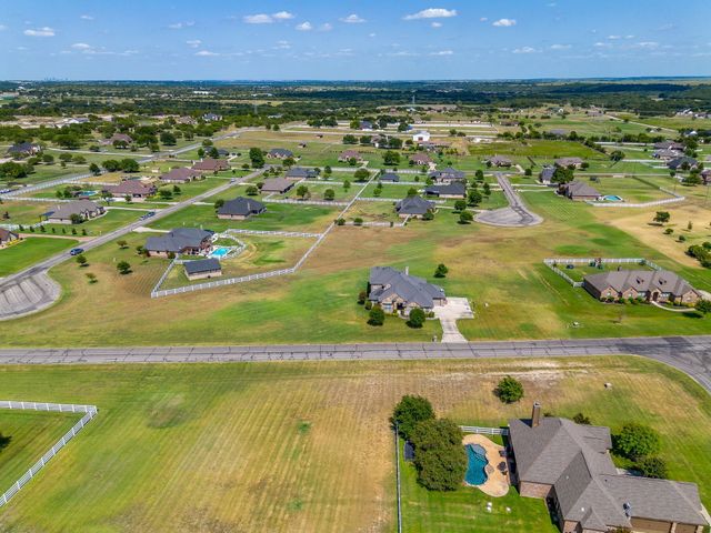 105 Legacy Downs Drive, Fort Worth, TX 76126