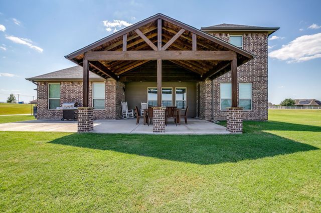 105 Legacy Downs Drive, Fort Worth, TX 76126