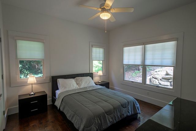 11 Old Lodge Road, Robbinsville, NC 28771