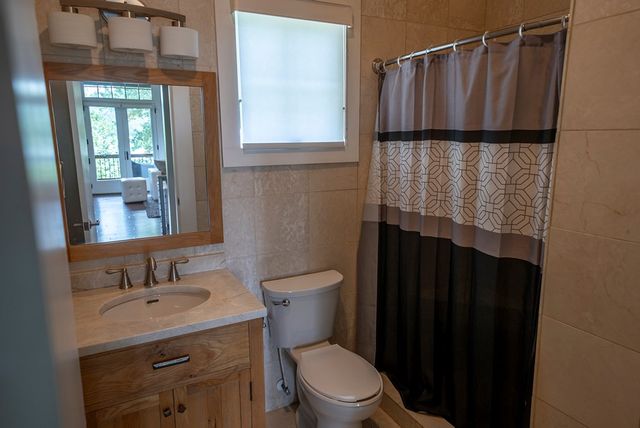 11 Old Lodge Road, Robbinsville, NC 28771
