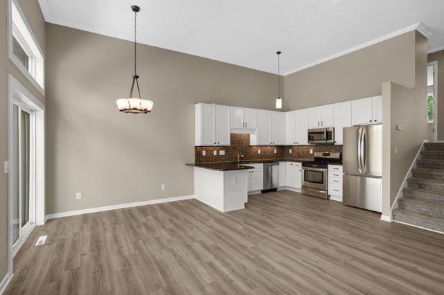 7416 Brady Path, Inver Grove Heights, MN 55076