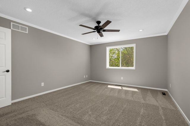 7416 Brady Path, Inver Grove Heights, MN 55076