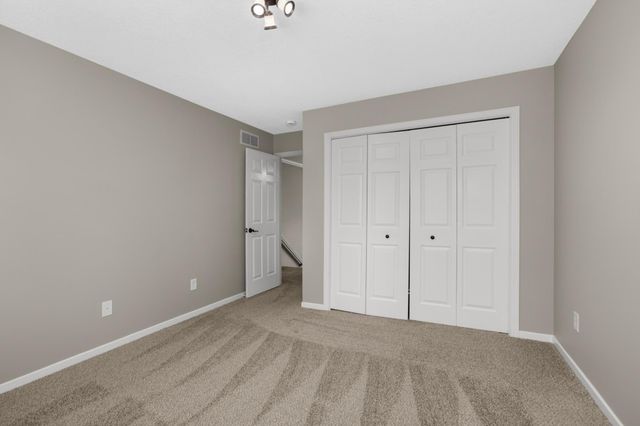 7416 Brady Path, Inver Grove Heights, MN 55076