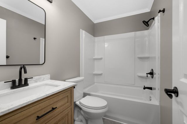 7416 Brady Path, Inver Grove Heights, MN 55076