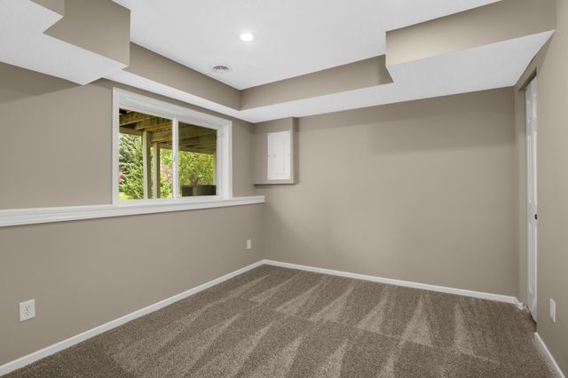 7416 Brady Path, Inver Grove Heights, MN 55076