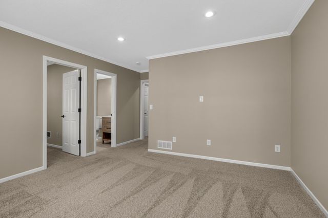 7416 Brady Path, Inver Grove Heights, MN 55076