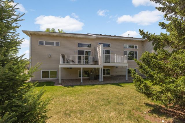 7416 Brady Path, Inver Grove Heights, MN 55076