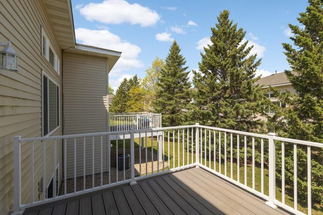 7416 Brady Path, Inver Grove Heights, MN 55076