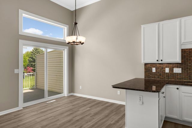 7416 Brady Path, Inver Grove Heights, MN 55076
